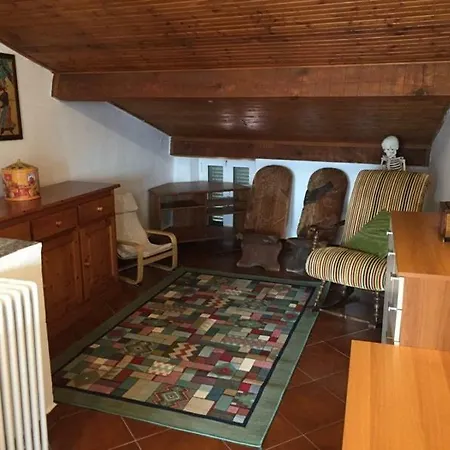 Casa Per Vacanze * Ranzo-Borgo